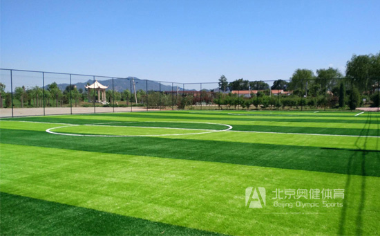 人工草坪足球场地施工方法工艺流程