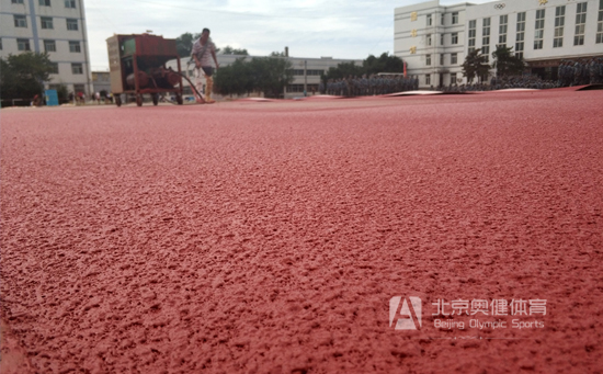 塑胶跑道建设-全塑型跑道