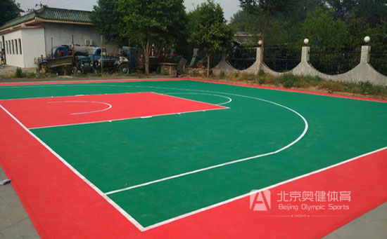 篮球场悬浮式拼装地板一定要警惕低价陷阱。
