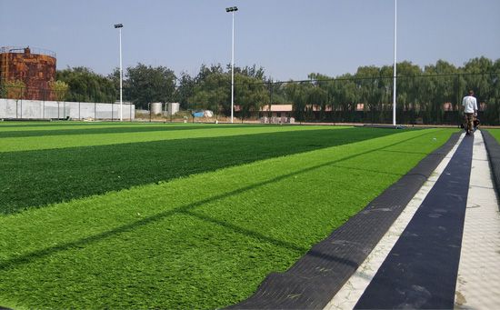 人造草坪坪足球场施工方案